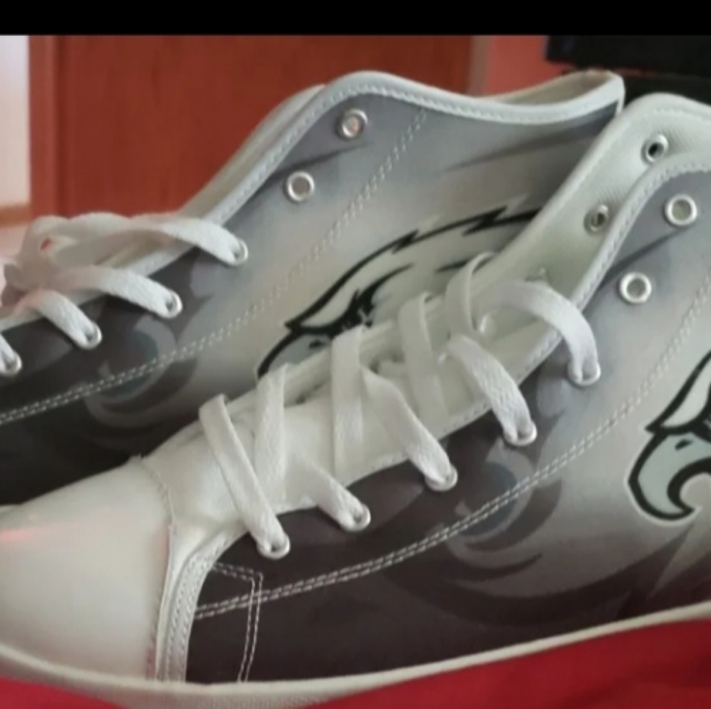 Philly eagles shoes size 12